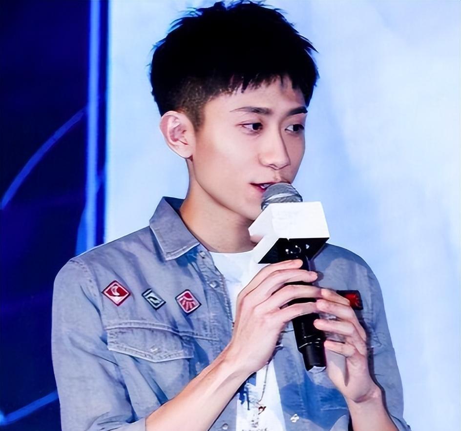 张一山黑料缠身事件_张一山李沁恋情曝光_国内明星黑料,